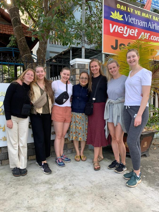 Cheerful Hoi An Hostel Bagian luar foto