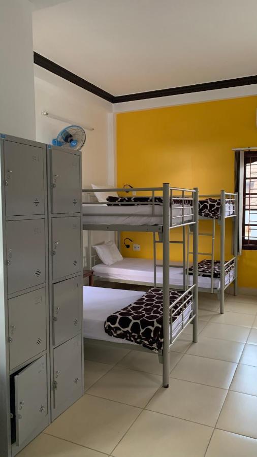 Cheerful Hoi An Hostel Bagian luar foto