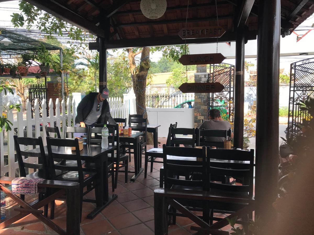Cheerful Hoi An Hostel Bagian luar foto